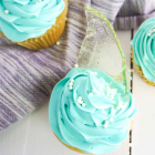 Ridiculously Easy Frozen Cupcakes
