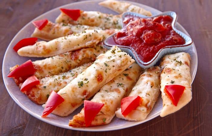 easy witch finger breadstick recipe feature