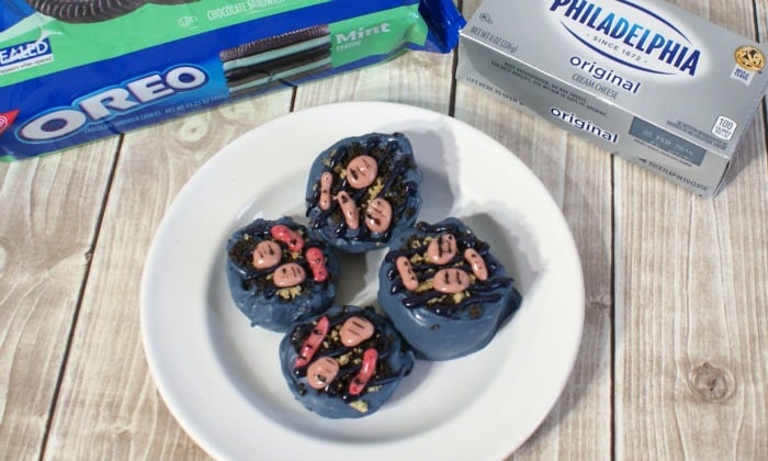 how to decorate OREO Cookie Balls like grills ra