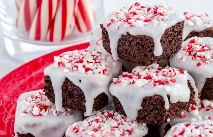 brownie and peppermint dessert for christmas feature