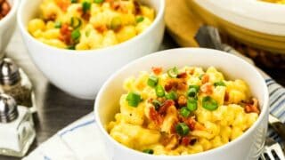 bacon macaroni and cheese recipe feature