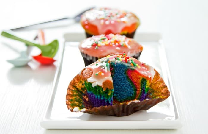 easy recipe for vegan rainbow cupcakes feature