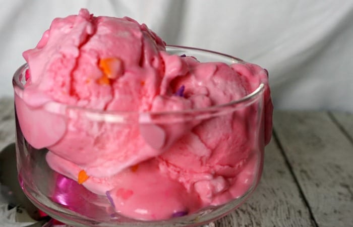 easy vegan bubblegum ice cream recipe fea