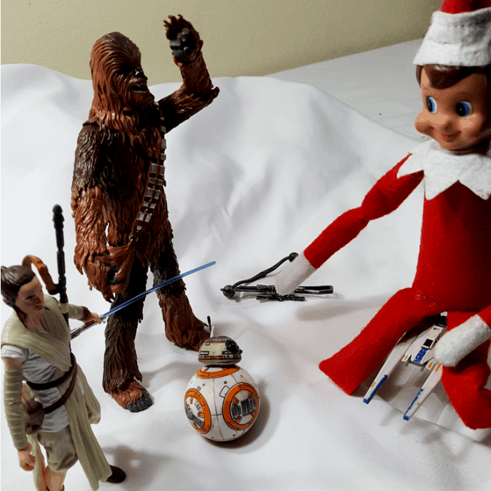 You've GOT to check out these super adorable Star Wars Elf on a Shelf ideas! #StarWars #ElfonaShelf #Christmas #KidsActivities #Activities #ElfIdeas #ElfonaShelfIdeas