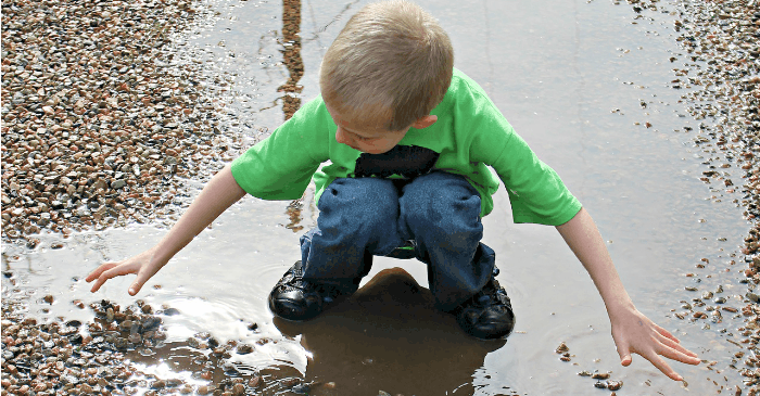 OMG! These outside toddler activities for rainy days SAVE MY SANITY!