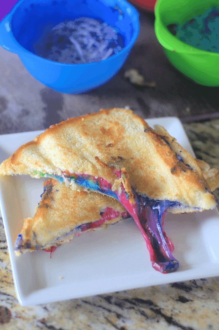 Dude. This Unicorn Grilled Cheese is perfect for the kids. Ridiculous and fun. #unicorn #grilledcheese #recipe #unicorngrilledcheese #silly #food