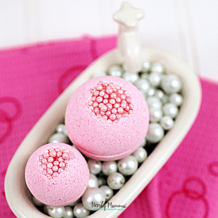 DIY Pink bubblegum bombs