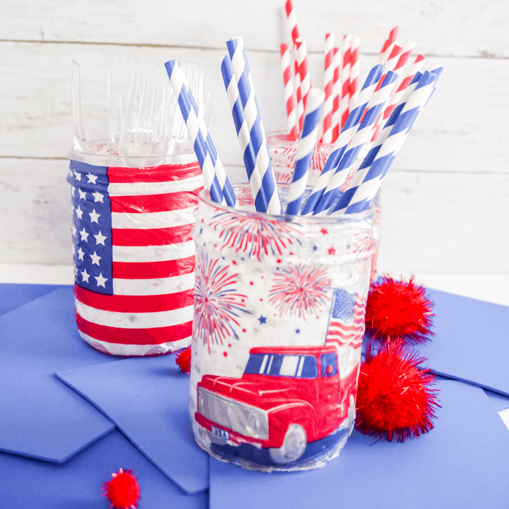 FLAG RED WHITE AND BLUE 4TH OF JULY 2 individual Paper Decoupage NAPKINS 
