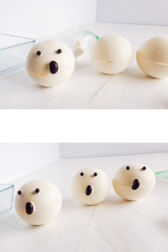 Ghost Hot Cocoa Bombs 