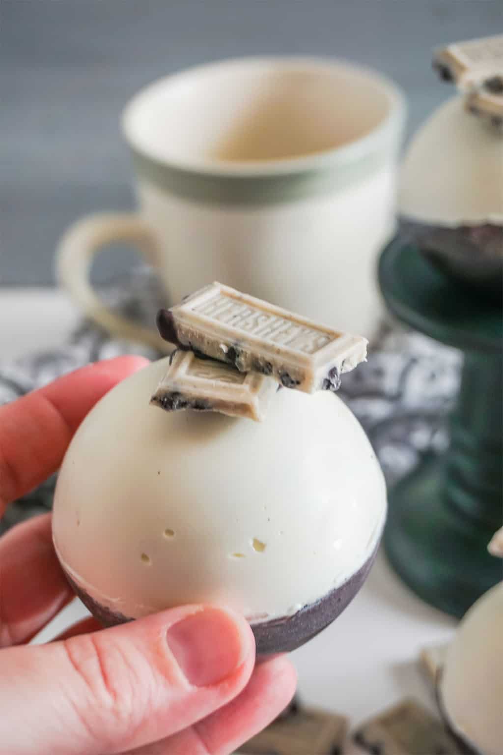 Cookies And Cream white chocolate Hot Cocoa Bombs