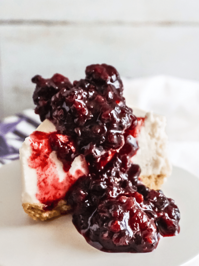 blackberry cheesecake topping